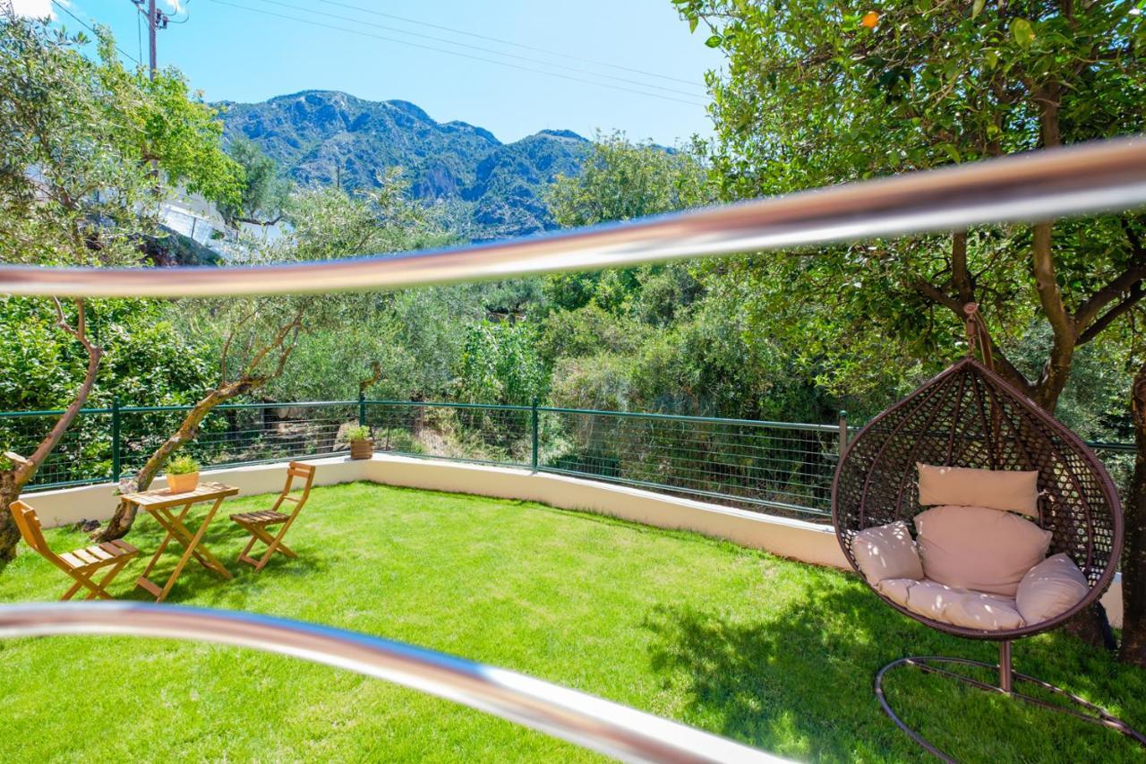 Almyros Aktis Private Garden Apartment Kalamata Exterior foto